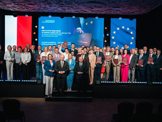 Miliony złotych z Funduszy Europejskich trafi na Lubelszczyznę. Skorzystają szpitale, drogi rowerowe i turystyka
