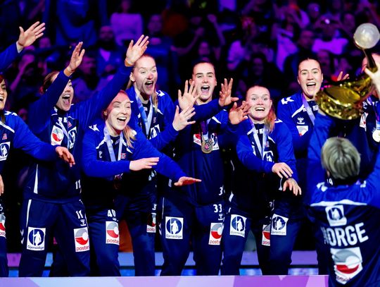 MŚ piłkarek ręcznych: Złoto znów dla Norweżek MŚ piłkarek ręcznych: Złoto znów dla Norweżek