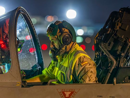 Natowskie myśliwce strzegły polskiego nieba. Poderwane po ataku na Kijów wróciły do baz Samoloty_Hiszpania
