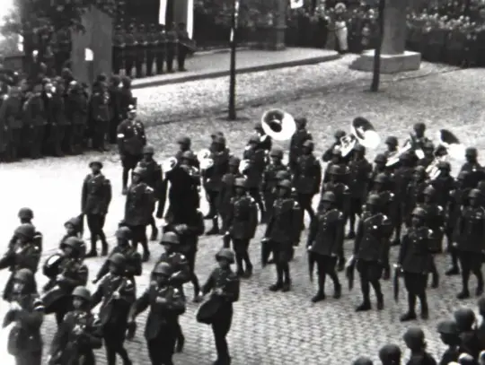 Nieznany film z pogrzebu Józefa Piłsudskiego odnaleziony po 91 latach. Unikatowe nagranie trafiło do archiwum