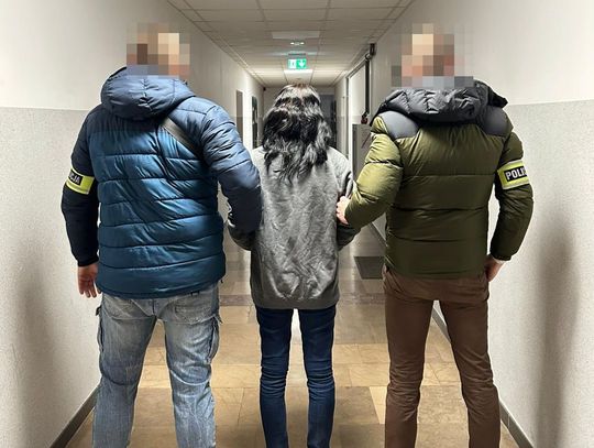 Ugodziła nożem partnera