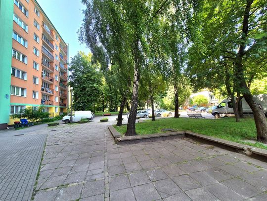 Nowy skwer na Tatarach coraz bliżej. Podpisano umowę na rewitalizację Nowy skwer na Tatarach coraz bliżej. Podpisano umowę na rewitalizację