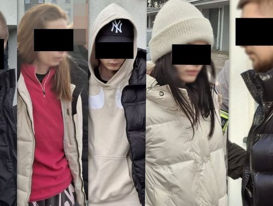 Zatrzymani w sprawie prowadzeni przez policjantów