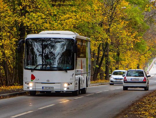 Paliwo coraz droższe. Przewoźnicy z Lubelskiego mówią, co może czekać pasażerów