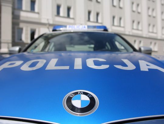 Pędzili jak szaleni, pożegnali się z „prawkiem” Policjanci z Krasnegostawu zatrzymali trzech kierowców, którzy pędzili o ponad 50 km/h za szybko w obszarze zabudowanym.