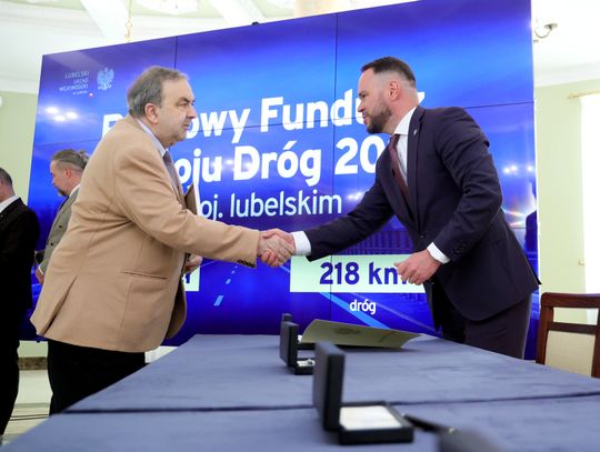 Ponad 3,5 mln zł na przebudowę drogi w powiecie opolskim. Podpisano umowę