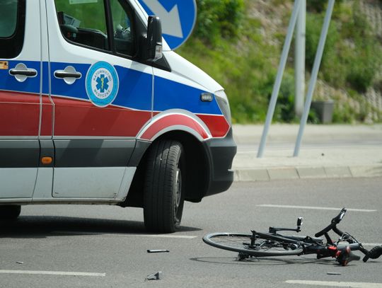 Poważny wypadek na jednej z lubelskich ulic. Rowerzysta w ciężkim stanie trafił do szpitala