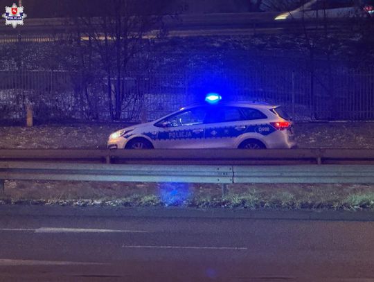 Powroty po świętach. Trudne warunki na drogach i wzmożone kontrole policji