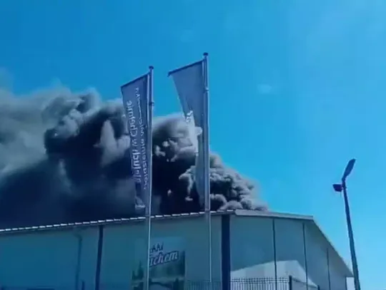 Pożar na terenie Spółdzielni Mleczarskiej „Bieluch”. Sprawna interwencja chełmskich strażaków