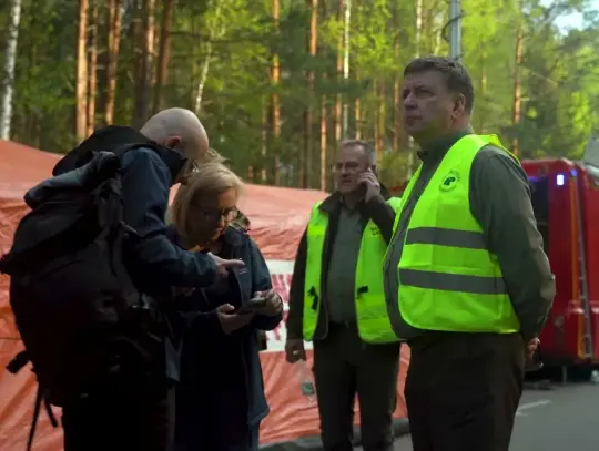 Pożar w Puszczy Solskiej. Ogień słabnie, ale walka wciąż trwa