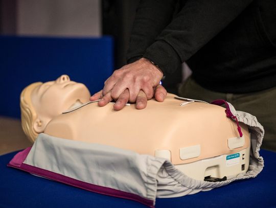 Praktyczne ćwiczenia i porady kryzysowe – spotkanie dla mieszkańców Czechowa Południowego