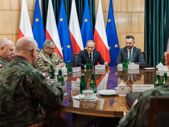 Premier zapowiada uruchomienie programu „Polska Zbrojna”. Rząd przyjmie specjalną uchwałę