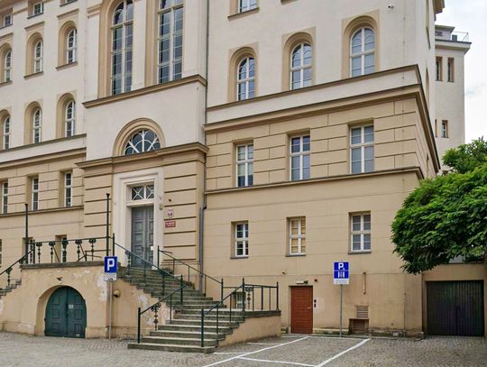 Psy zagryzły mężczyznę. Dzisiaj ruszył proces ich właściciela
