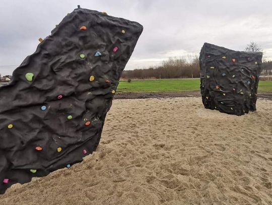 Puławskie błonia zyskają ściankę, trampolina poczeka