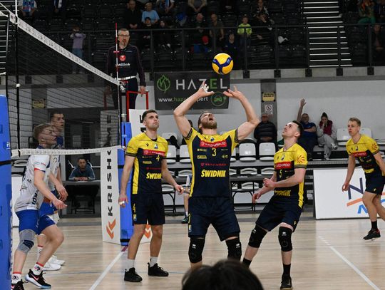 PZL Leonardo Avia Świdnik przegrała z Mickiewiczem Kluczbork, ale zagra w play-off