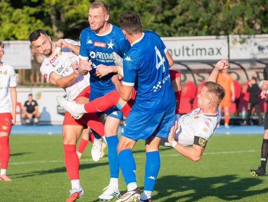 Remisy Chełmianki i Hetmana, porażka Podlasia z Siarką. Wyniki i tabela Betclic III ligi