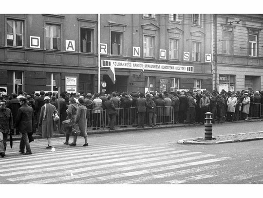 "SOLIDARNOŚĆ" - POLSKA DROGA DO WOLNOŚCI "SOLIDARNOŚĆ" - POLSKA DROGA DO WOLNOŚCI