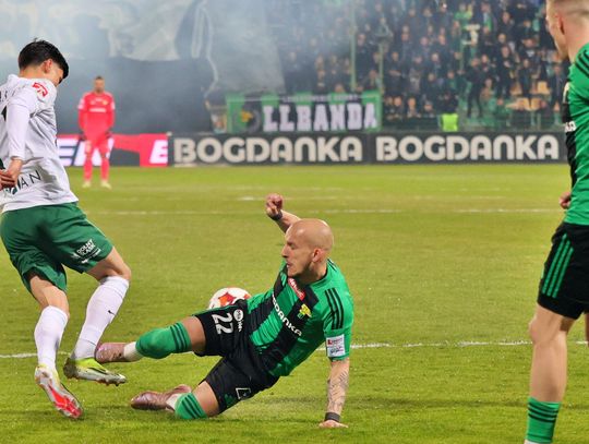 Status quo pomiędzy Górnikiem Łęczna, a Stalą Mielec zachowane. Wyniki i tabela Betclic I Ligi
