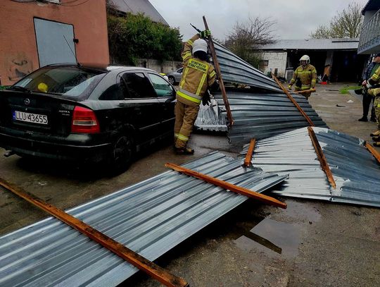 Strażacy nie świętują. Mają pełne ręce roboty Strażacy nie świętują. Mają pełne ręce roboty