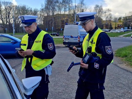Świąteczny weekend na drogach regionu – wypadki, ofiara śmiertelna i dziesiątki pijanych kierowców
