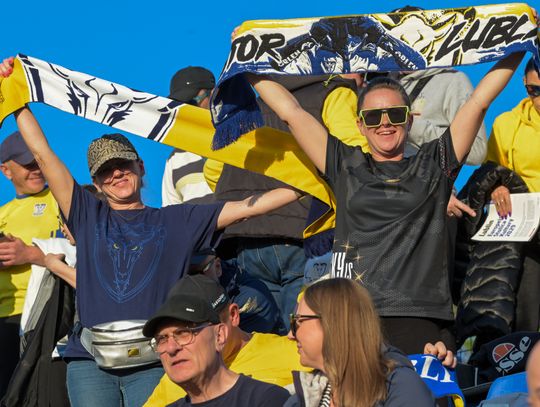 Świetna atmosfera na stadionie w Lublinie, Orlen Oil Motor znowu gromi