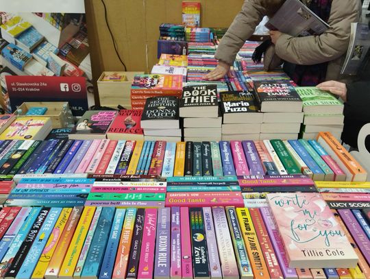 Tłumy na Lubelskich Targach Książki. Po jaką literaturę sięgamy? Tłumy na Lubelskich Targach Książki. Po jaką literaturę sięgamy?