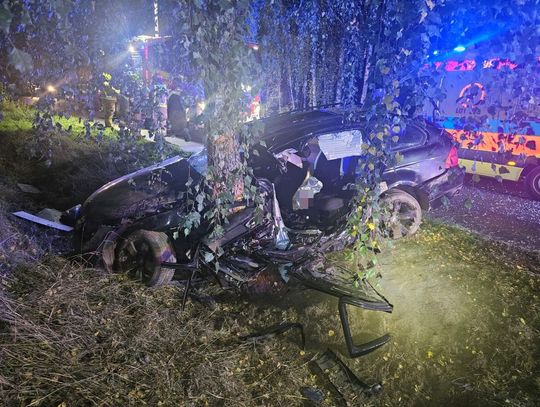 Tragiczny wypadek pod Lubartowem. Nie żyje 18-letni kierowca BMW