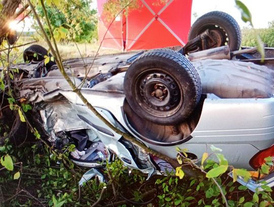 Tragiczny wypadek w Wólce Biskiej. Nie żyje 17-latek, cztery osoby trafiły do szpitali