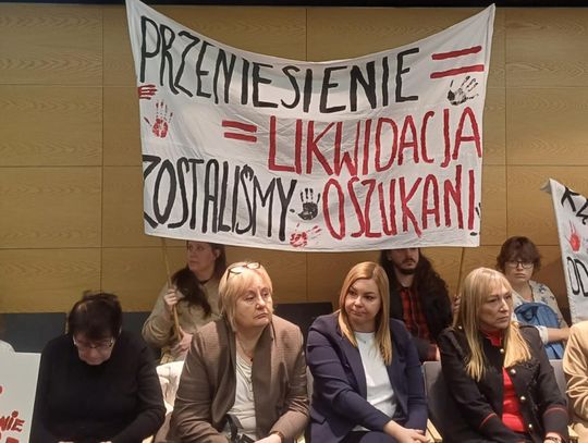 Triumf marszałka, porażka ludzi, likwidacja szkół przy Sulisławickiej?