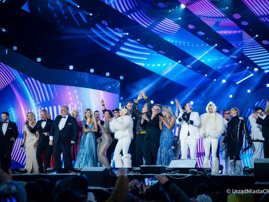 „Twój Sylwester jest lepszy niż mój”. Test ambicji z nutą polityki w tle