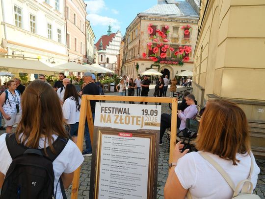 Ulica Złota żyje poezją i historią. Trwa Festiwal na Złotej