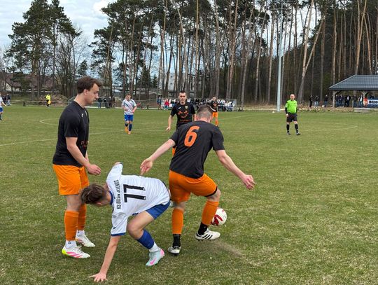Unia Żabików prowadziła już 2:0 ale ostatecznie przegrała w Milanowie