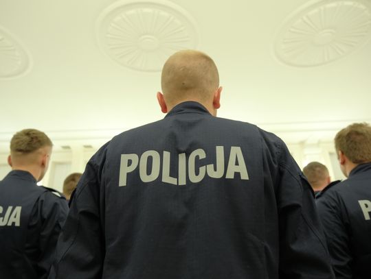 Pięciu mężczyzn zostało oskarżonych o uprowadzenie, wielogodzinne znęcanie się i brutalne pobicie 44-latka w Spiczynie i okolicach Nowogrodu.