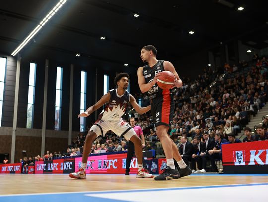 W niedzielę do hali Globus zawita sensacyjny lider PGE Basket Ligi, MKS Dąbrowa Górnicza