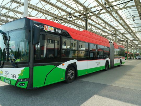 Wakacyjne problemy MPK Lublin: opóźnienia, klimatyzacja i awarie biletomatów