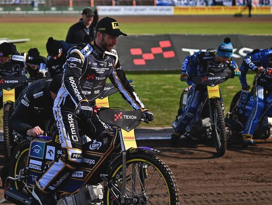 Wielki sukces Kacpra Woryny w Finale Złotego Kasku. Bartosz Zmarzlik tym razem poza podium