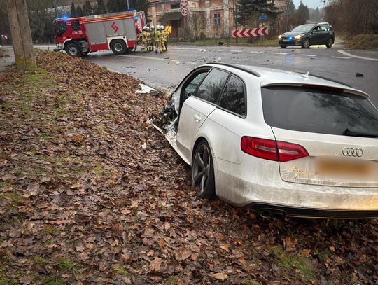 Wypadek w Izbicy. Droga zablokowana w obu kierunkach