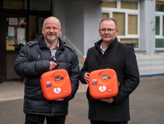 Zamiast diety defibrylatory. Radny z Łukowa inwestuje w ratowanie życia Zamiast diety defibrylatory. Radny z Łukowa inwestuje w ratowanie życia