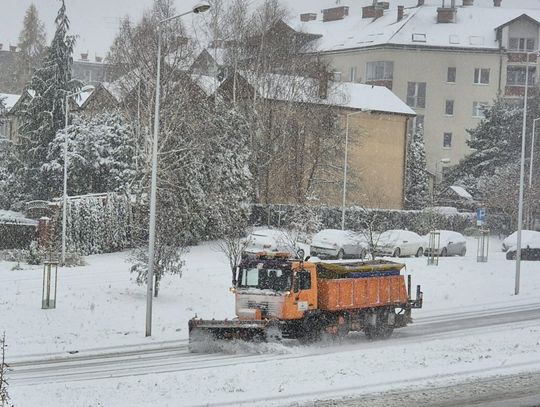 Zima na drogach. "Sytuacja jest stabilna" Sytuacja pogodowa na drogach