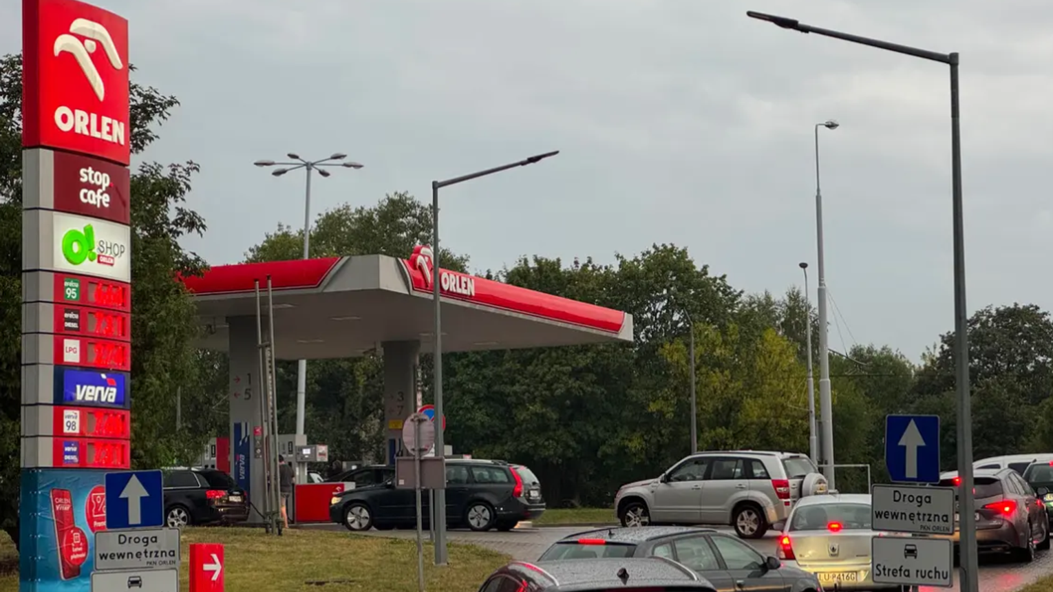 Gasoline capped at 6.73 zł, diesel over 8 zł: government cuts fuel excise and VAT