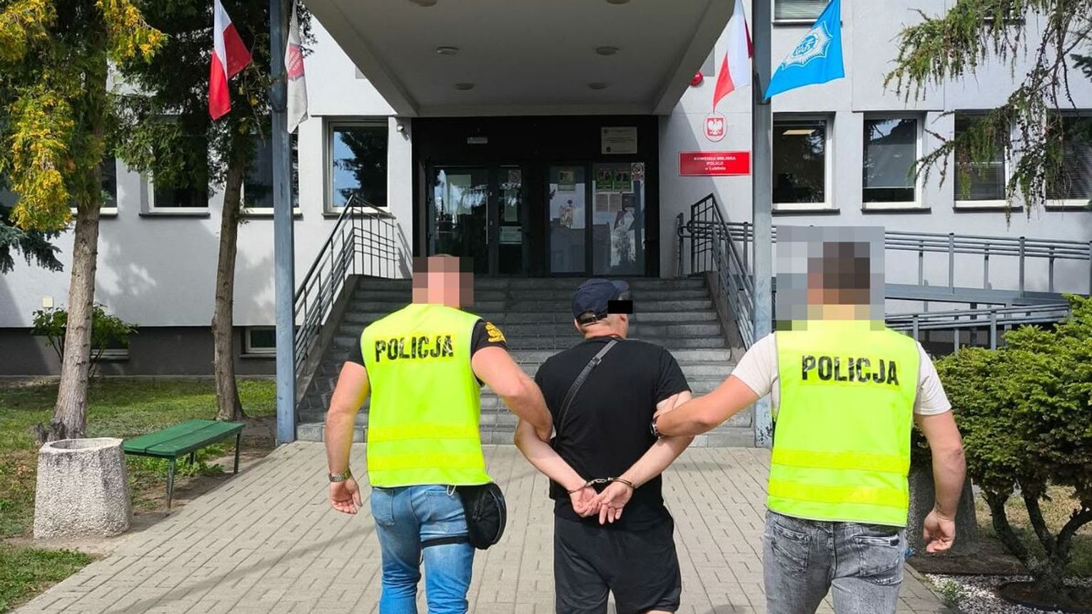 Jechał ciężarówką z ponad promilem. 49-latek wydalony z Polski