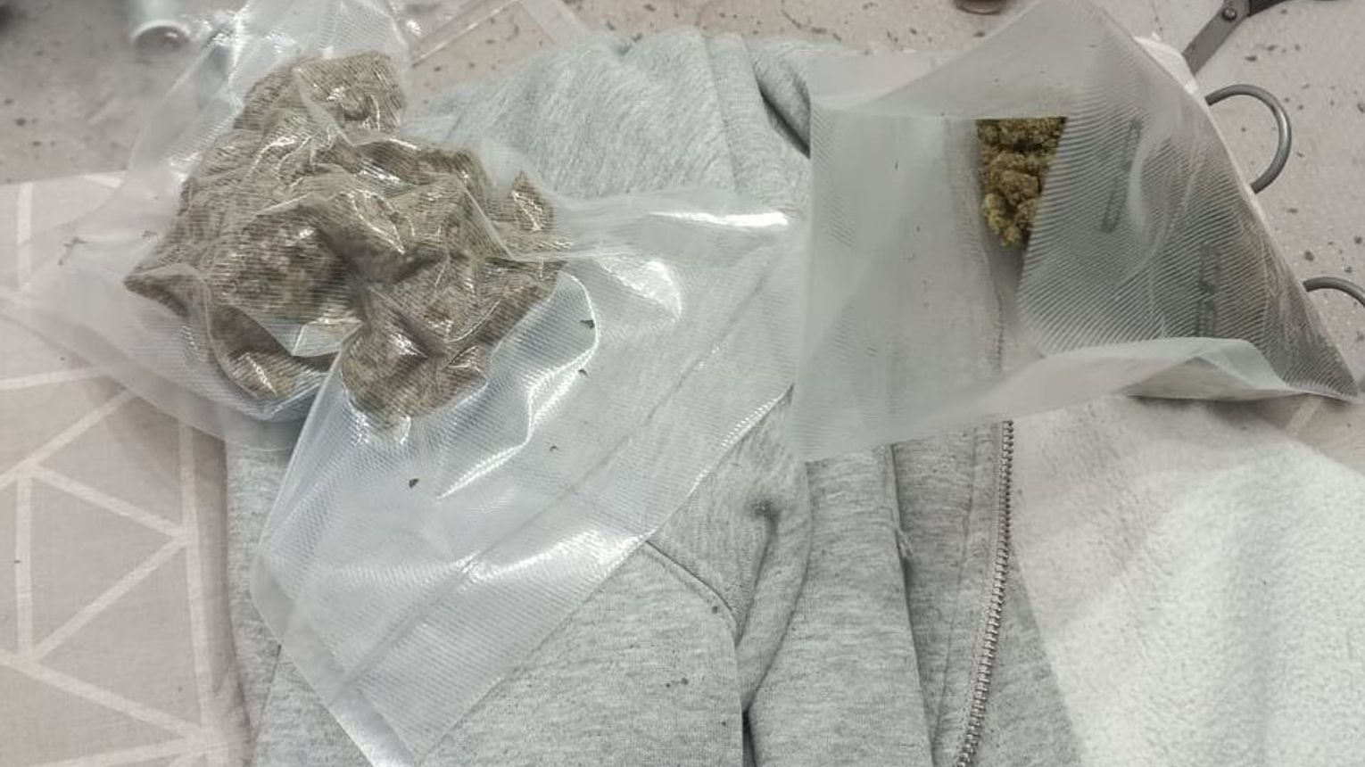 Nowy narkotyk znaleziony w Puławach. Jego właściciel aresztowany