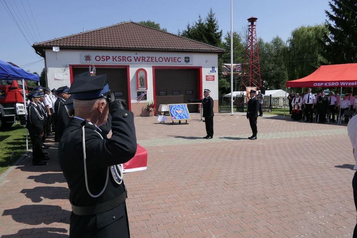 100 lat OSP Wrzelowiec. Strażacy otrzymali nowy sztandar 100 lat OSP Wrzelowiec. Strażacy otrzymali nowy sztandar