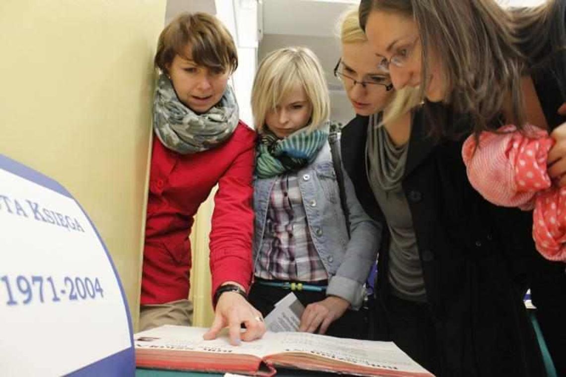 100 lat \"Sempołowskiej\". Spotkania po latach (zdjęcia) 100 lat \"Sempołowskiej\". Spotkania po latach (zdjęcia)