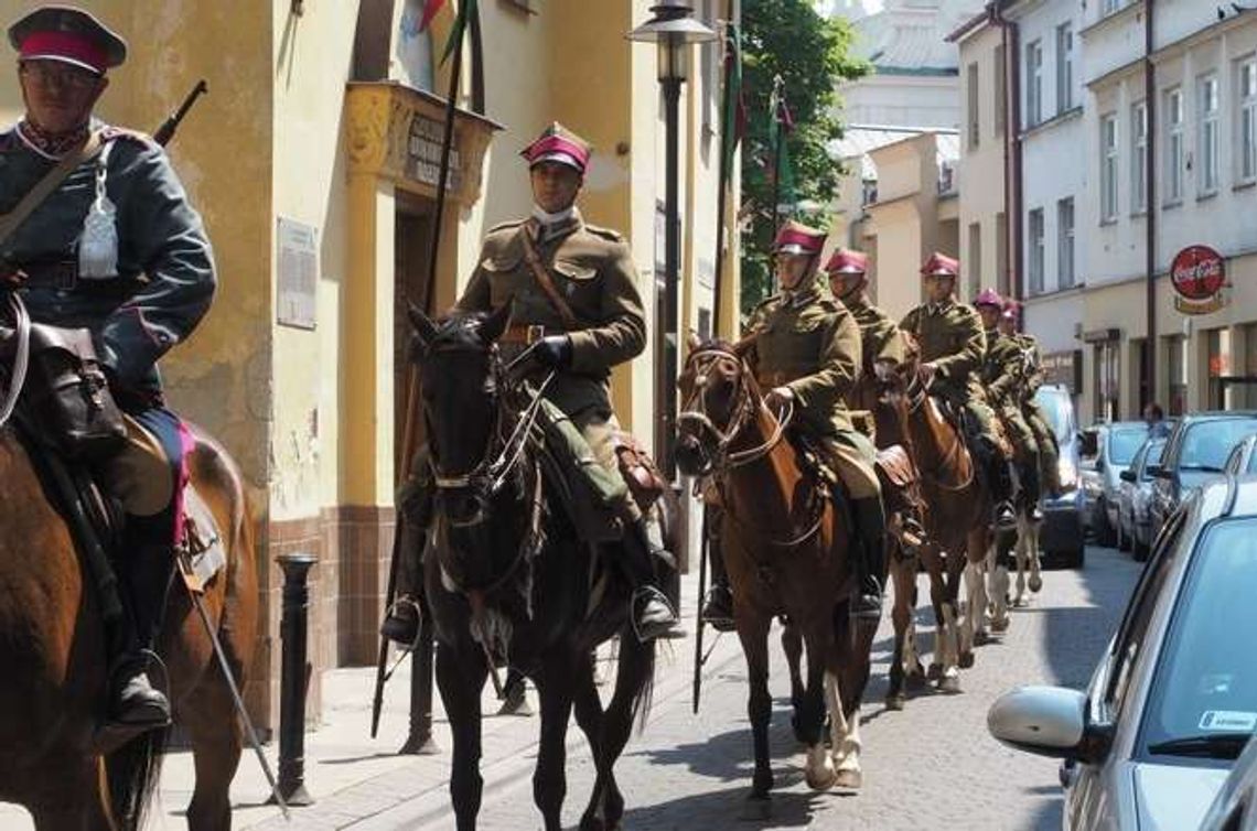 100-lecie wkroczenia ułanów legionowych do Lublina. Rewia kawalerii (zdjęcia)