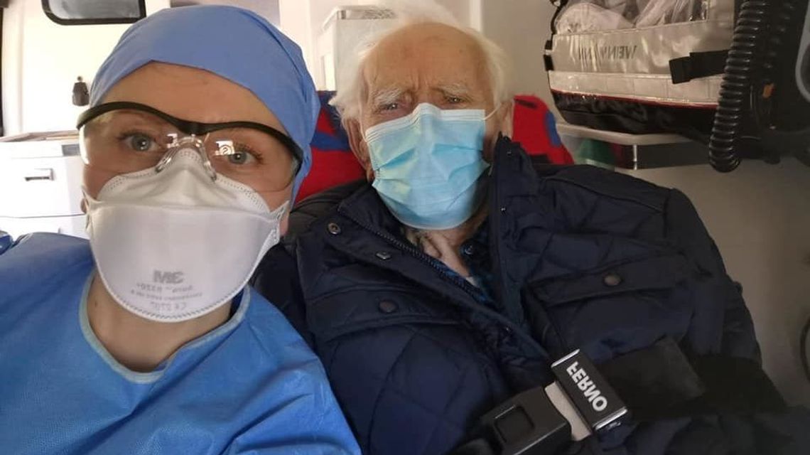 100-letni pacjent wyzdrowiał z Covid-19. To były partyzant i strażak
