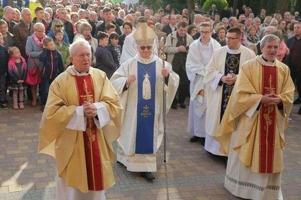 100. rocznica objawień fatimskich. Kościół ma nowych świętych