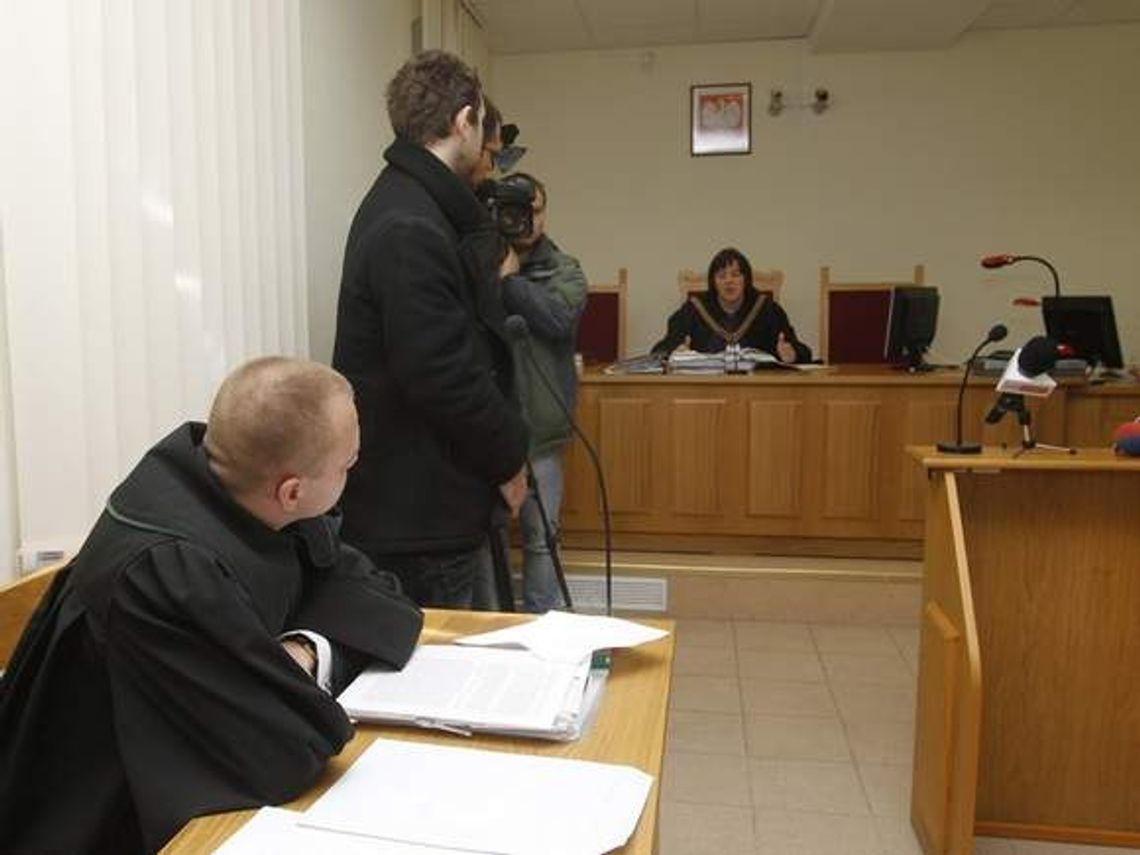 100 tys. zł dla rodziców chłopca poparzonego \"Kretem\" w Netto. Winny producent
