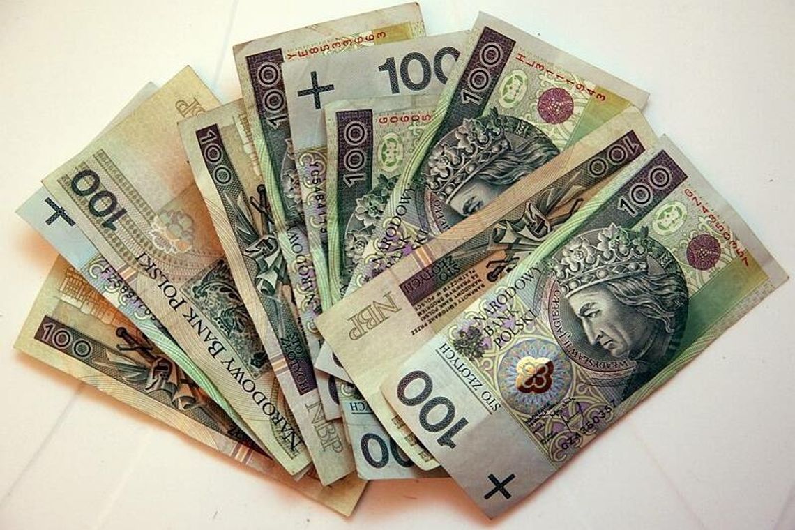 100-złotówki fruwały po Białej Podlaskiej