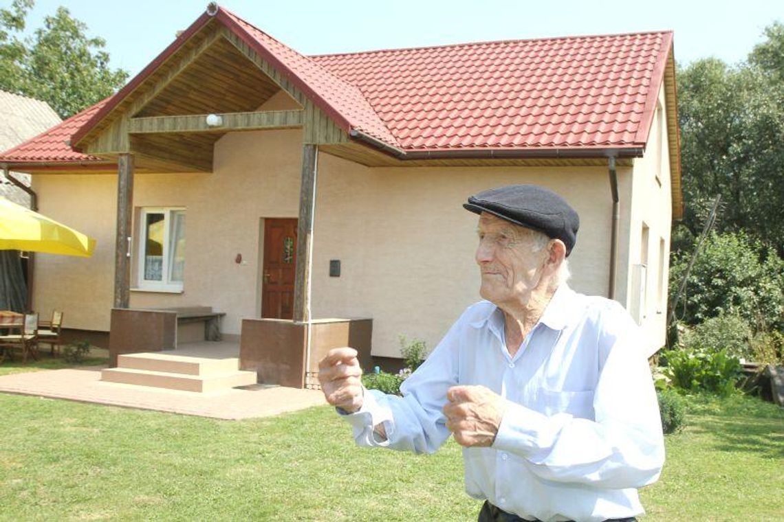 101-latek nie ma jak dojechać do domu. Jest szansa na budowę drogi